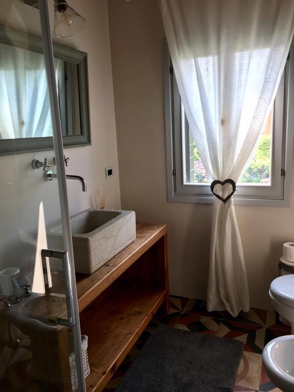 カザーレ・スル・シーレ Dimora Di Campagna Bed & Breakfast エクステリア 写真