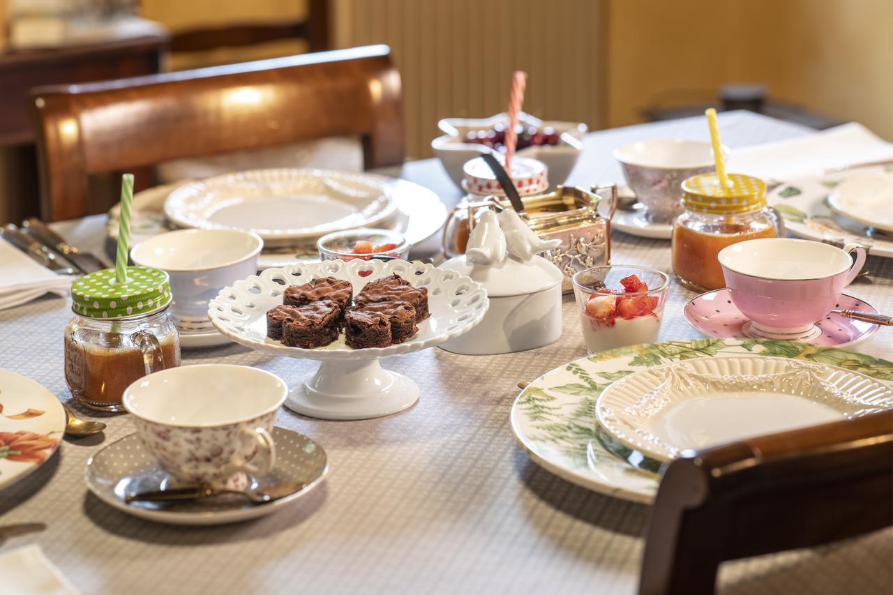 カザーレ・スル・シーレ Dimora Di Campagna Bed & Breakfast エクステリア 写真